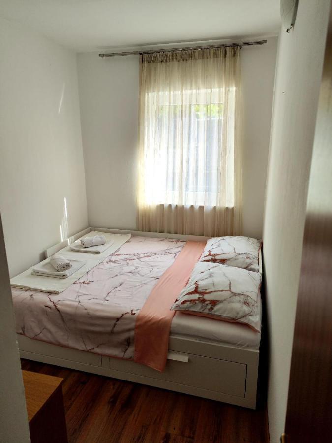 נובי ווינודולסקי Apartments Snjezana מראה חיצוני תמונה